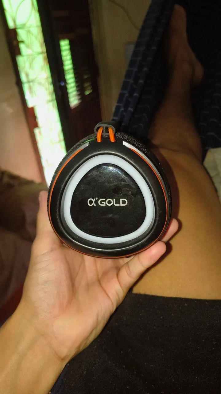 Vendo caixinha de som Ol Gold  - Foto 3