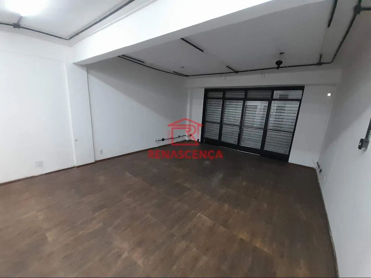 SALA COMERCIAL CENTRO DE CASCADURA