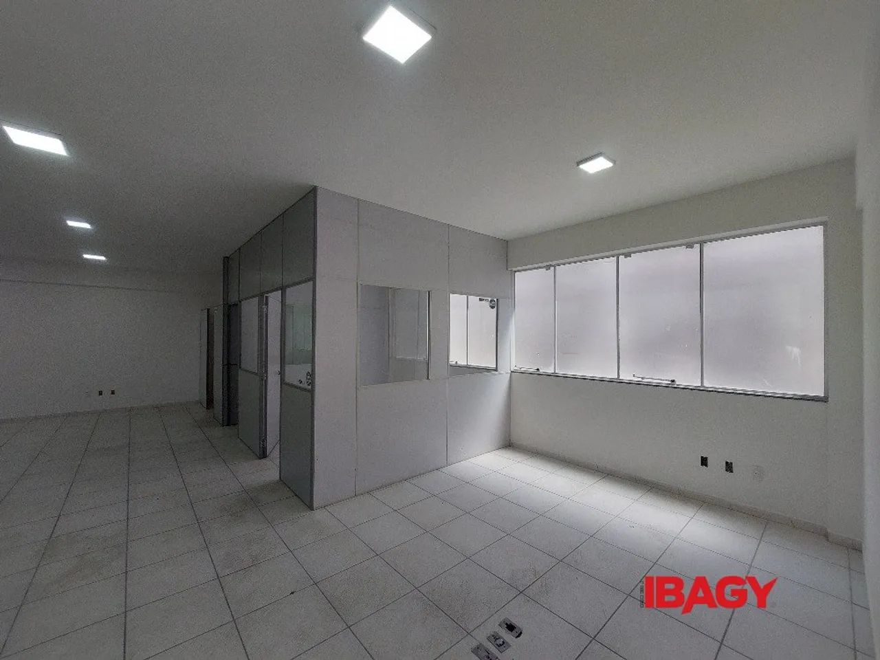 Oportunidade! Salas/Conjuntos em Barreiros - São José - Foto 5