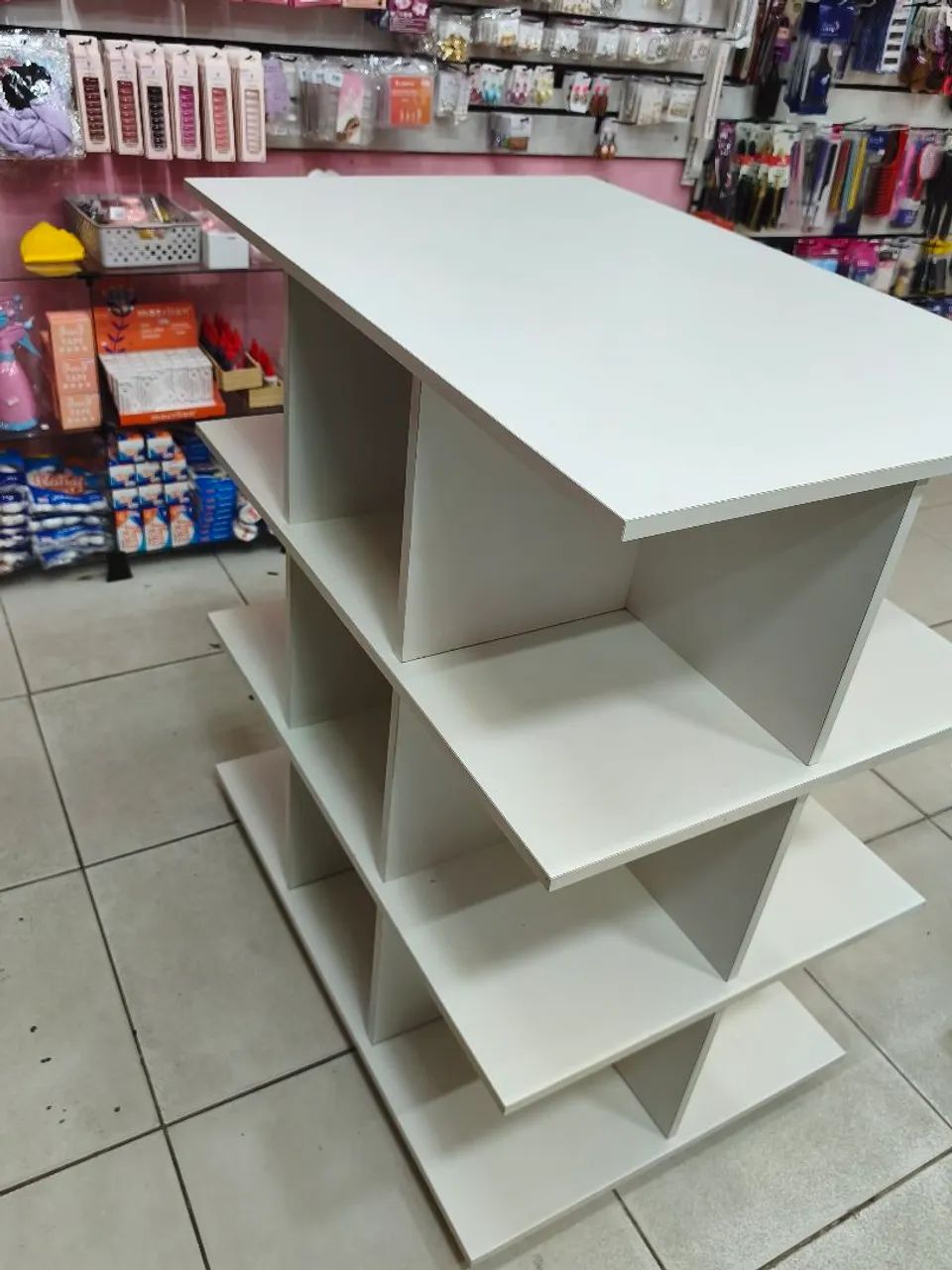 Nicho comeia de centro  - Foto 2