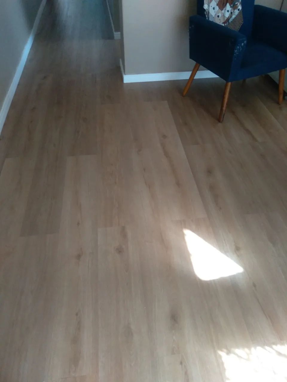 INSTALAÇÃO  PISO VINILICO  28,00 - Foto 2