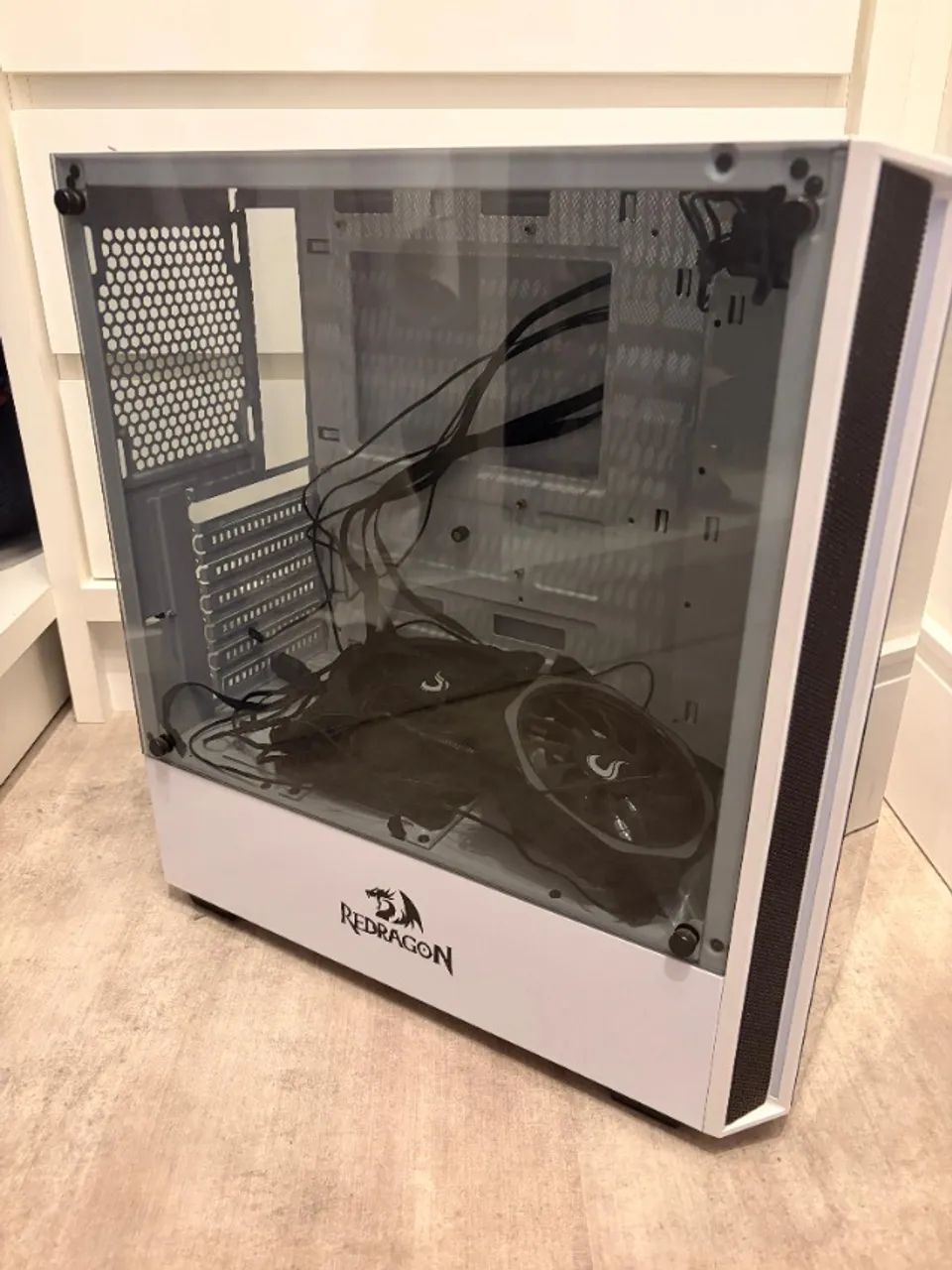 Gabinete Redragon Grapple Branco RGB