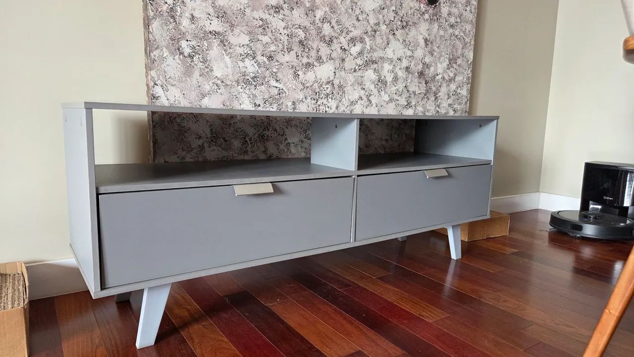 Rack pequeno moderno