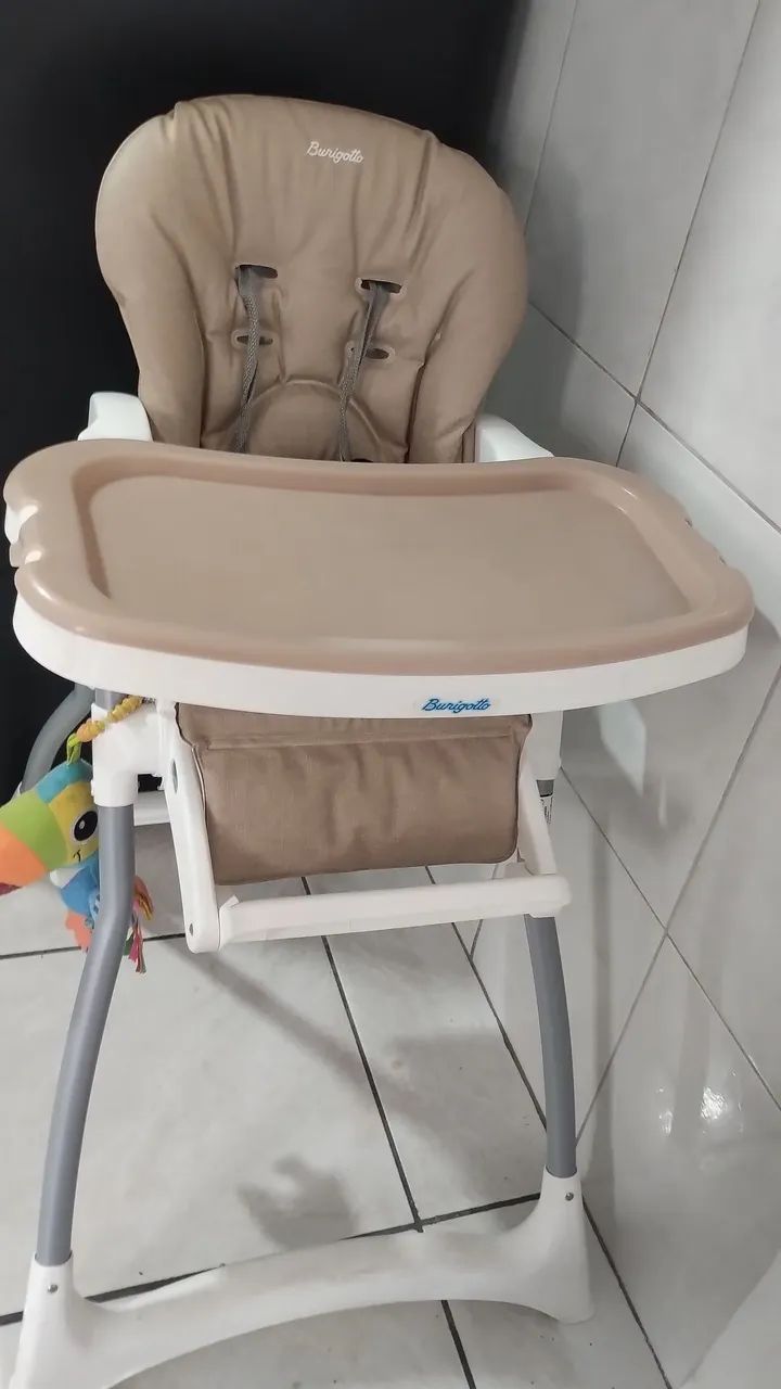 Cadeira de alimentação 