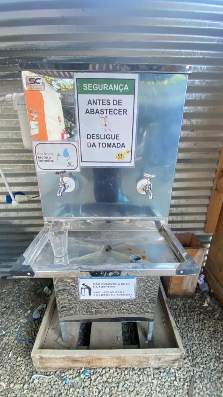 BEBEDOURO INDUSTRIAL USADO - MENOS DE 1 ANO COM NF