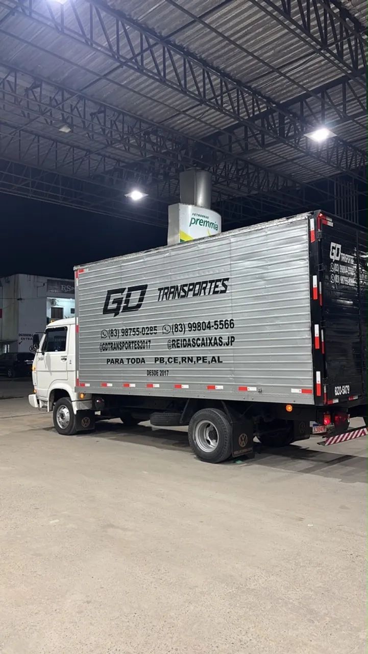 Fretes e mudanças GD transportes 