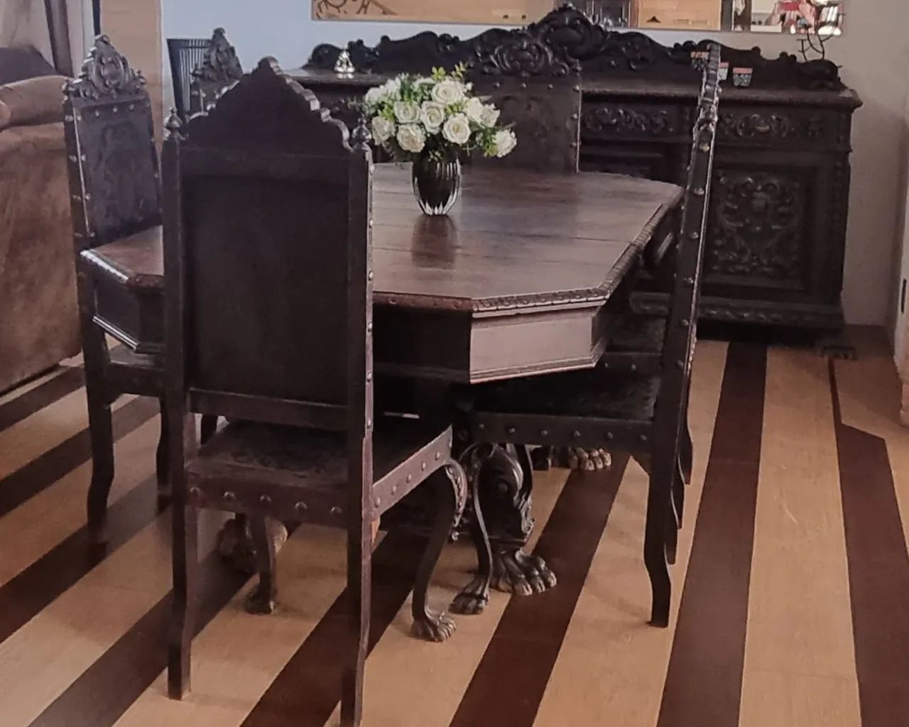 Conjunto de jantar pata de leão, buffet e mesa madeira maciça - Foto 3