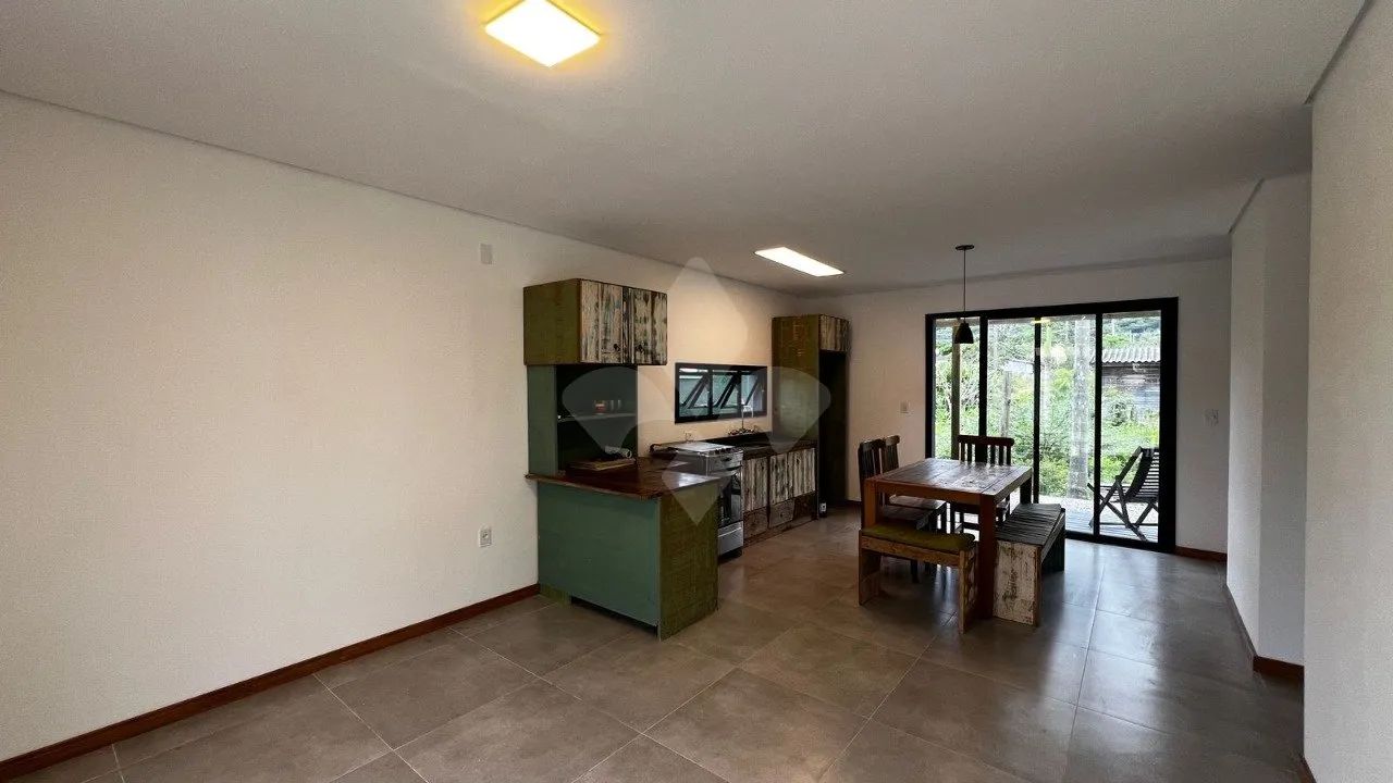 Casa 3 dormitórios ( sendo 2 suítes), Bairro Encantada- Garopaba/SC - Foto 3