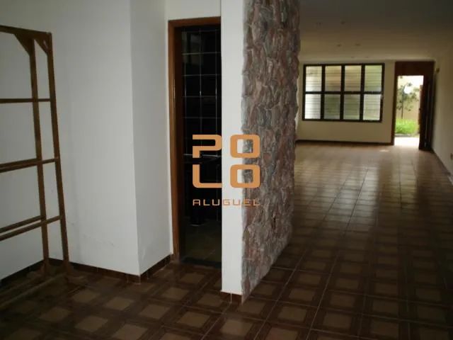 Sobrado com quatro quartos para alugar no Setor Serrinha, em Goiânia - GO. - Foto 6