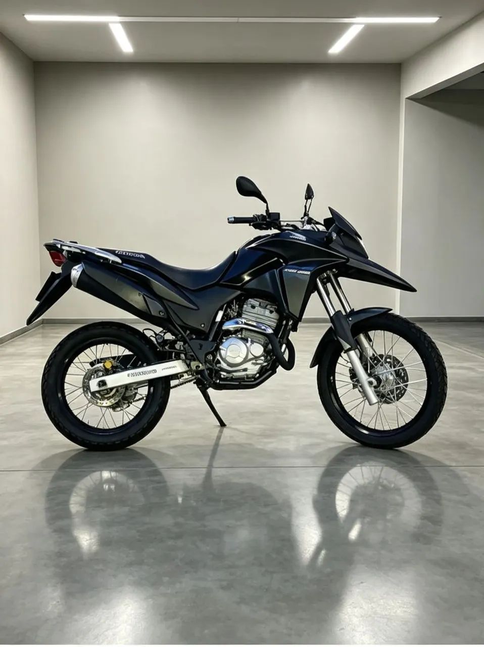 XRE 300 