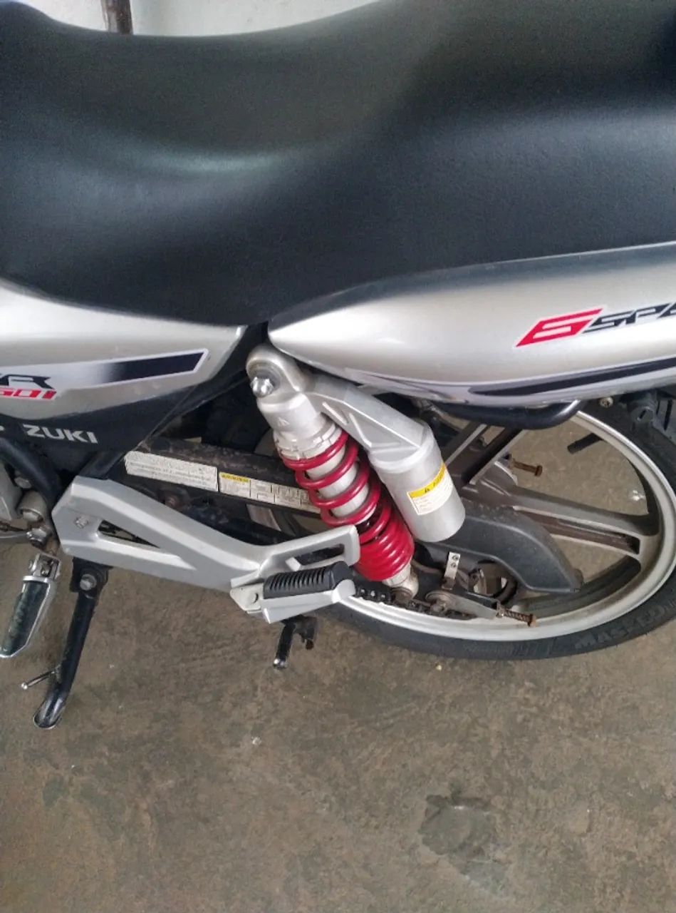 Vendo moto Suzuki  - Foto 4