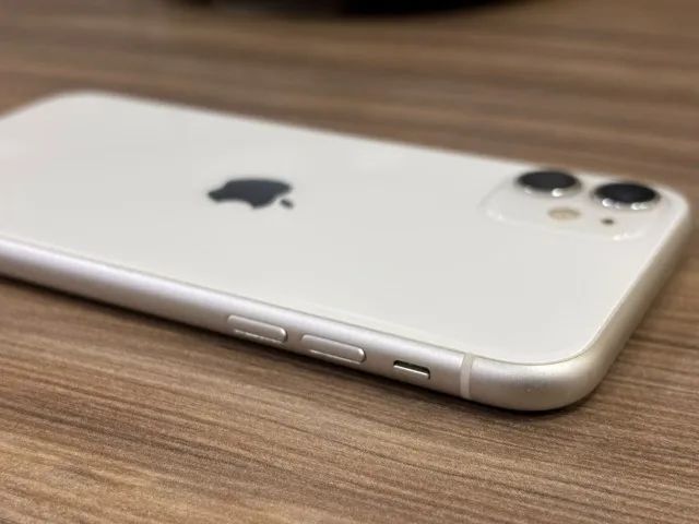 iPhone 11 64GB Branco  - Foto 5