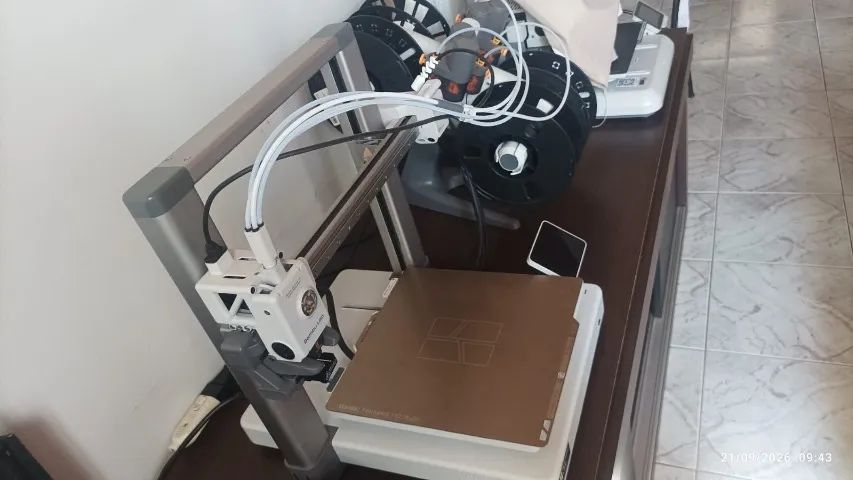 Bambu lab A1 + AMS - Foto 3