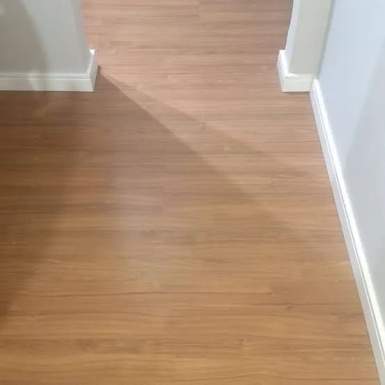 Piso laminado Evidence + Manta  - Foto 2