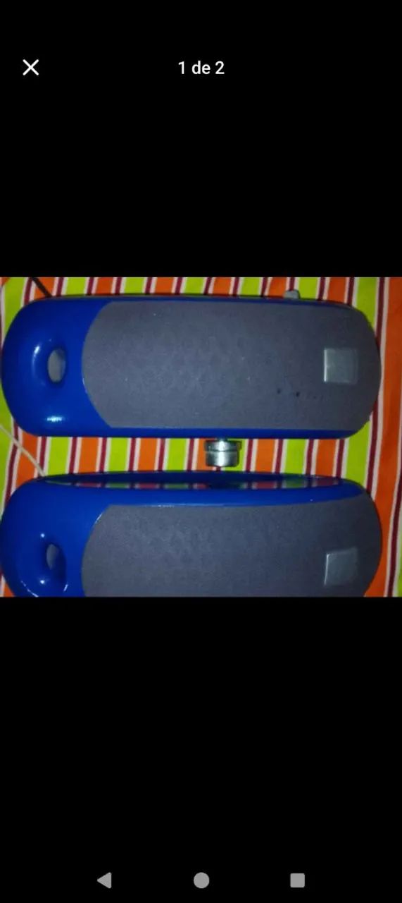 Caixa JBL para notebook e computados ótima potência 