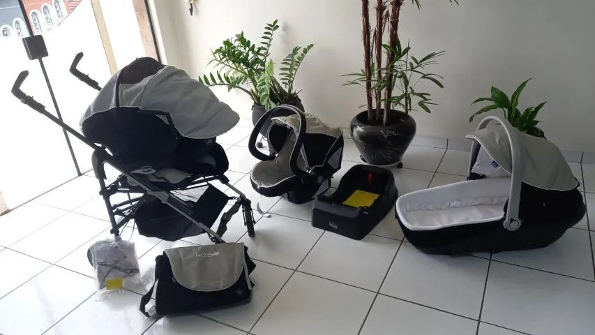  Trio Chicco Living Smart - Carrinho, Bebê conforto e Moisés