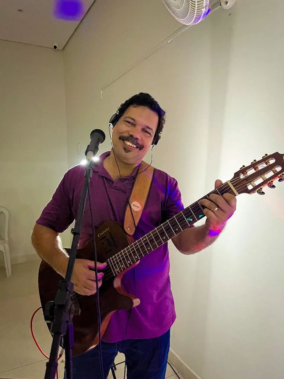 Voz e violão com o cantor Pescador  - Foto 2