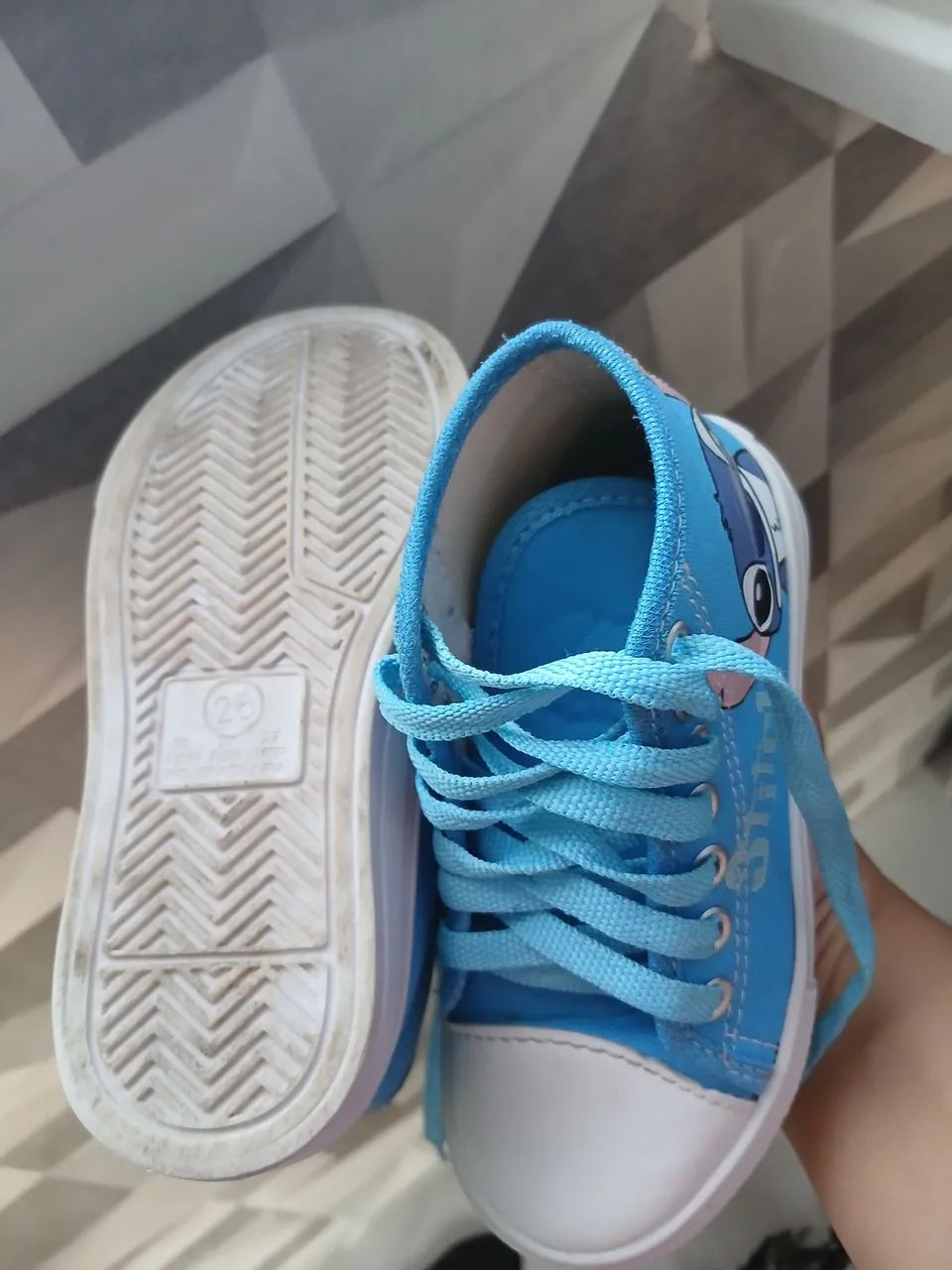 Vendo Tênis Stitch  - Foto 3