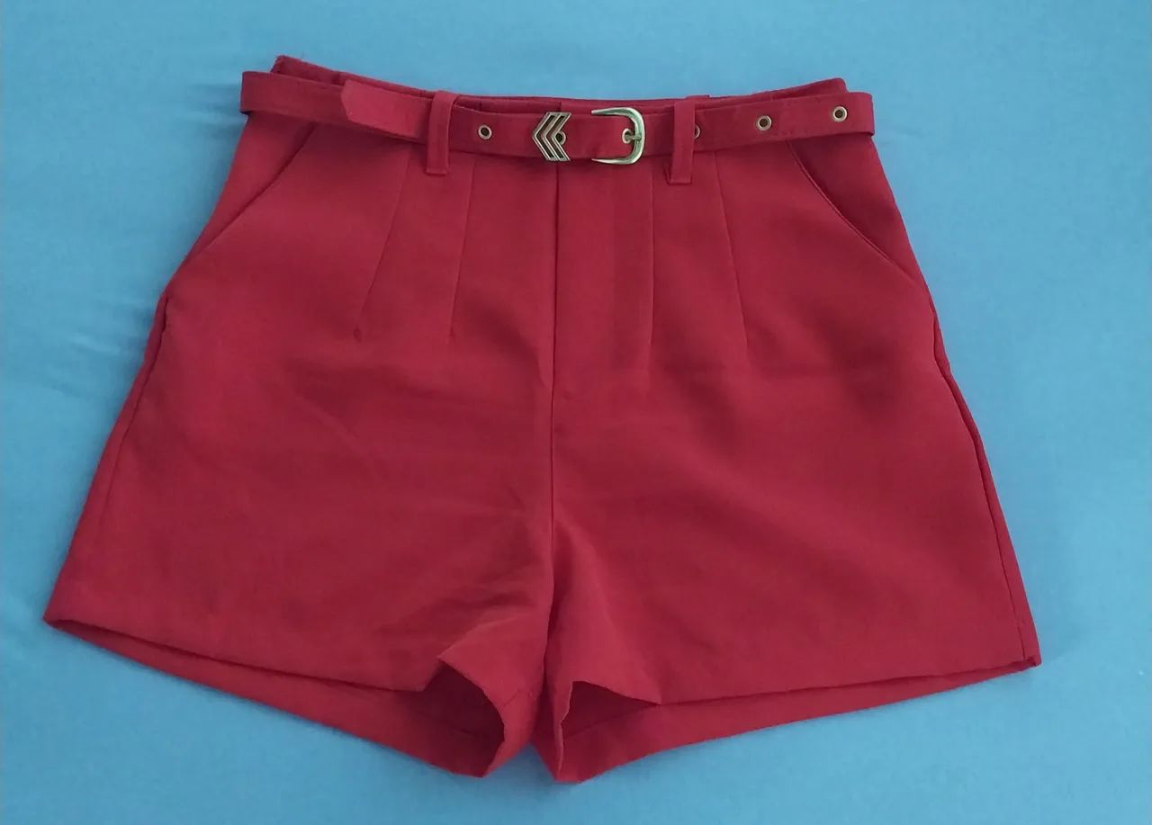 Vendo bermudinhas com cinto e uma bermuda masculina tamanho 40 - Foto 3
