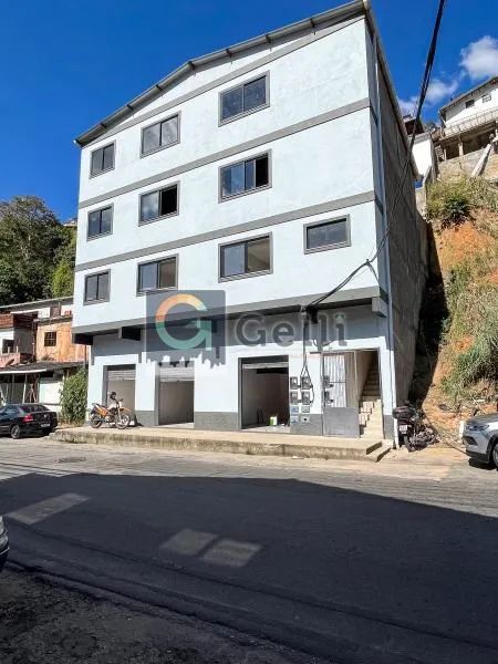 Loja- Petrópolis, Corrêas