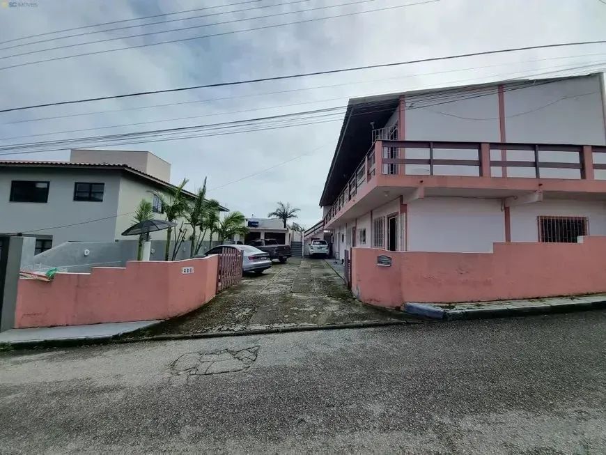 Aceita imóvel em Porto alegre ou região pousada no Santinhos