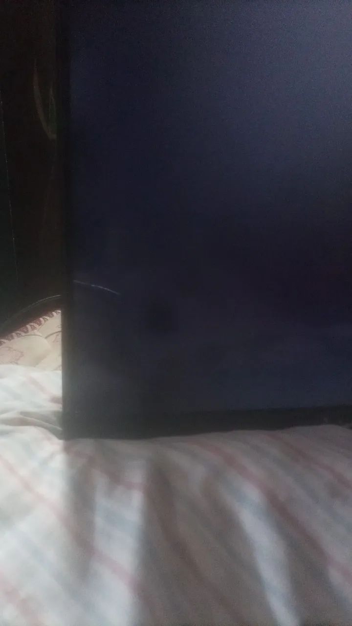 Tv Philips SMART retirada de peças  50$bairro igarapé  - Foto 4
