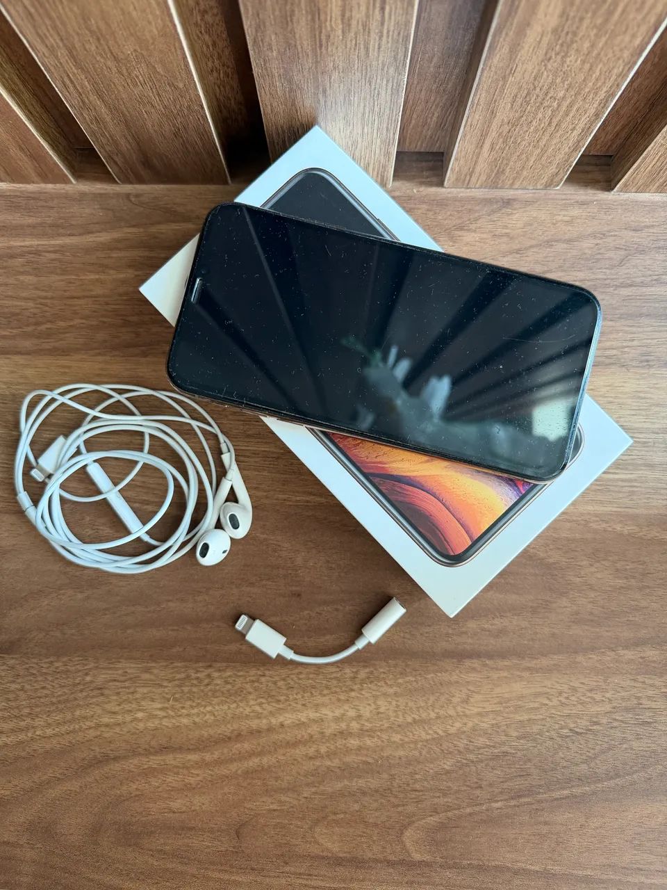 iPhone XS 64GB dourado  - Foto 2