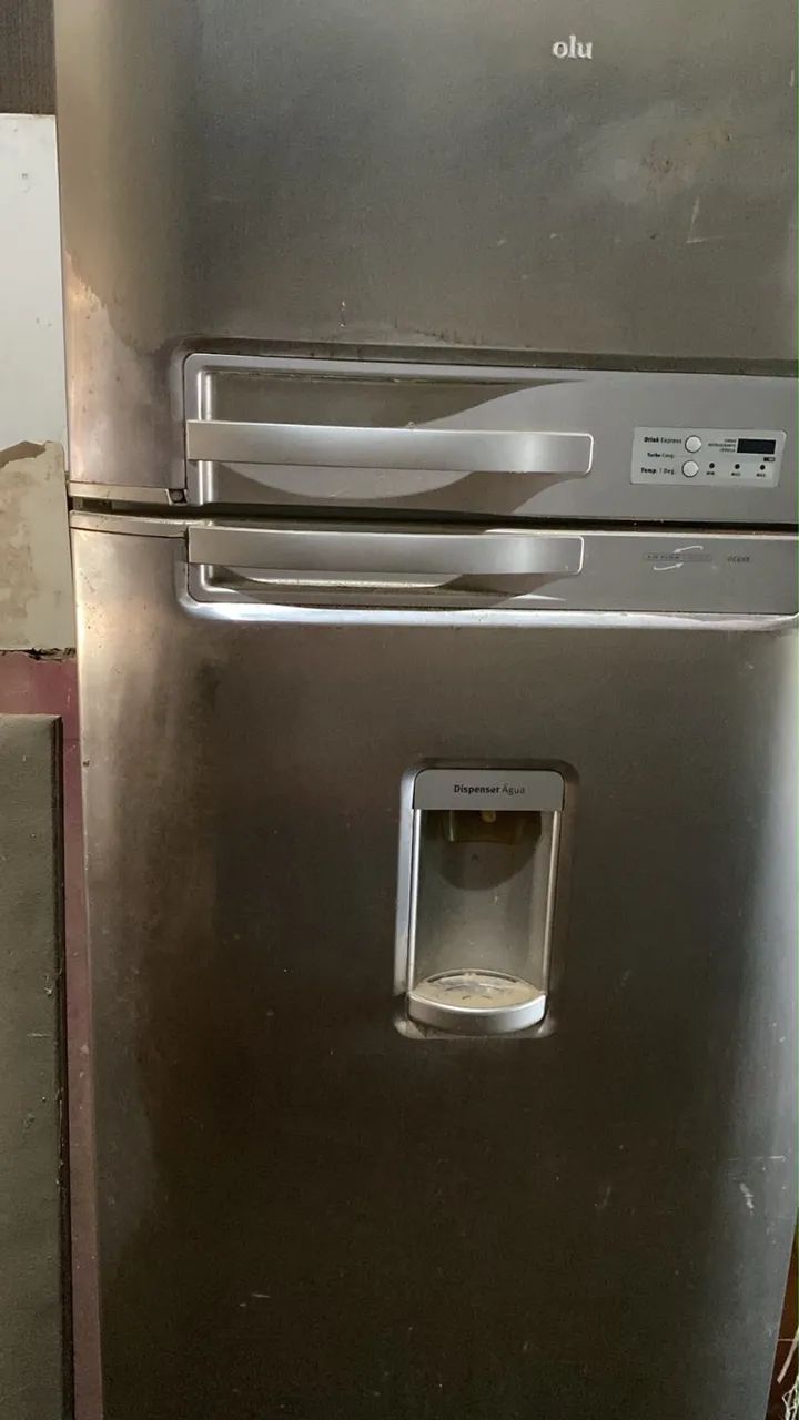 Geladeira Electrolux semi nova  - Foto 3