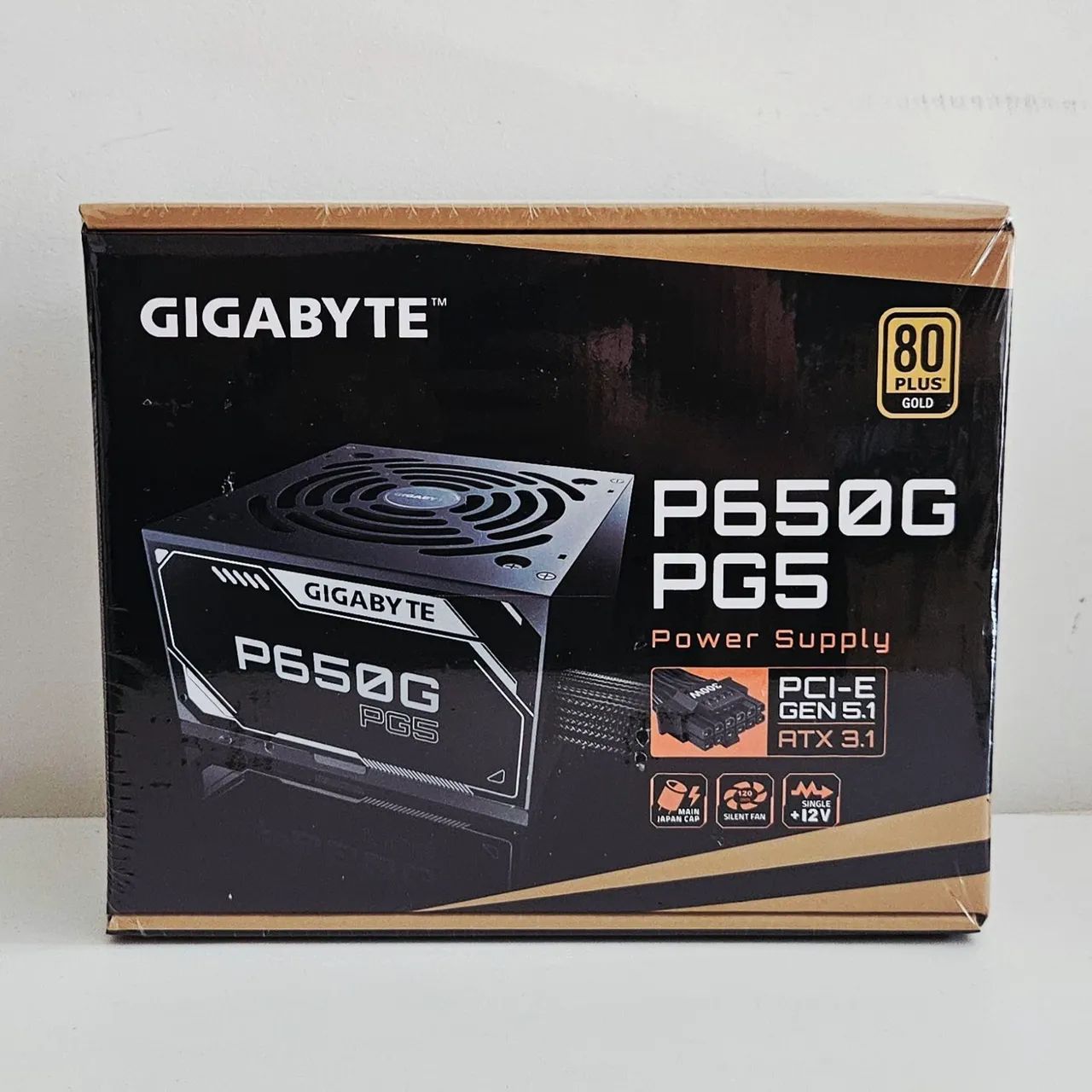 Fonte 650W Gigabyte [Lacrada]