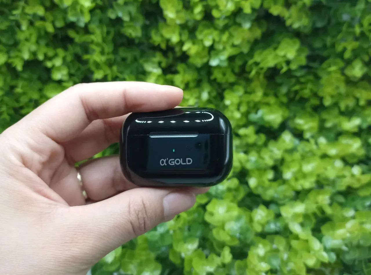 Mini Fone de Ouvido Bluetooth ?'GOLD TWS - Som de Qualidade e Liberdade Sem Fios - Foto 3