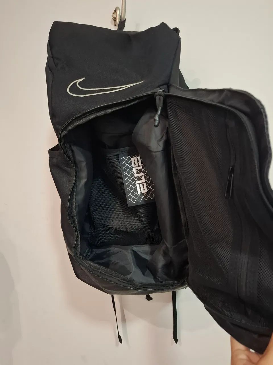 Mochila Nike ELITE ! Capacidade de +40l  - Foto 5