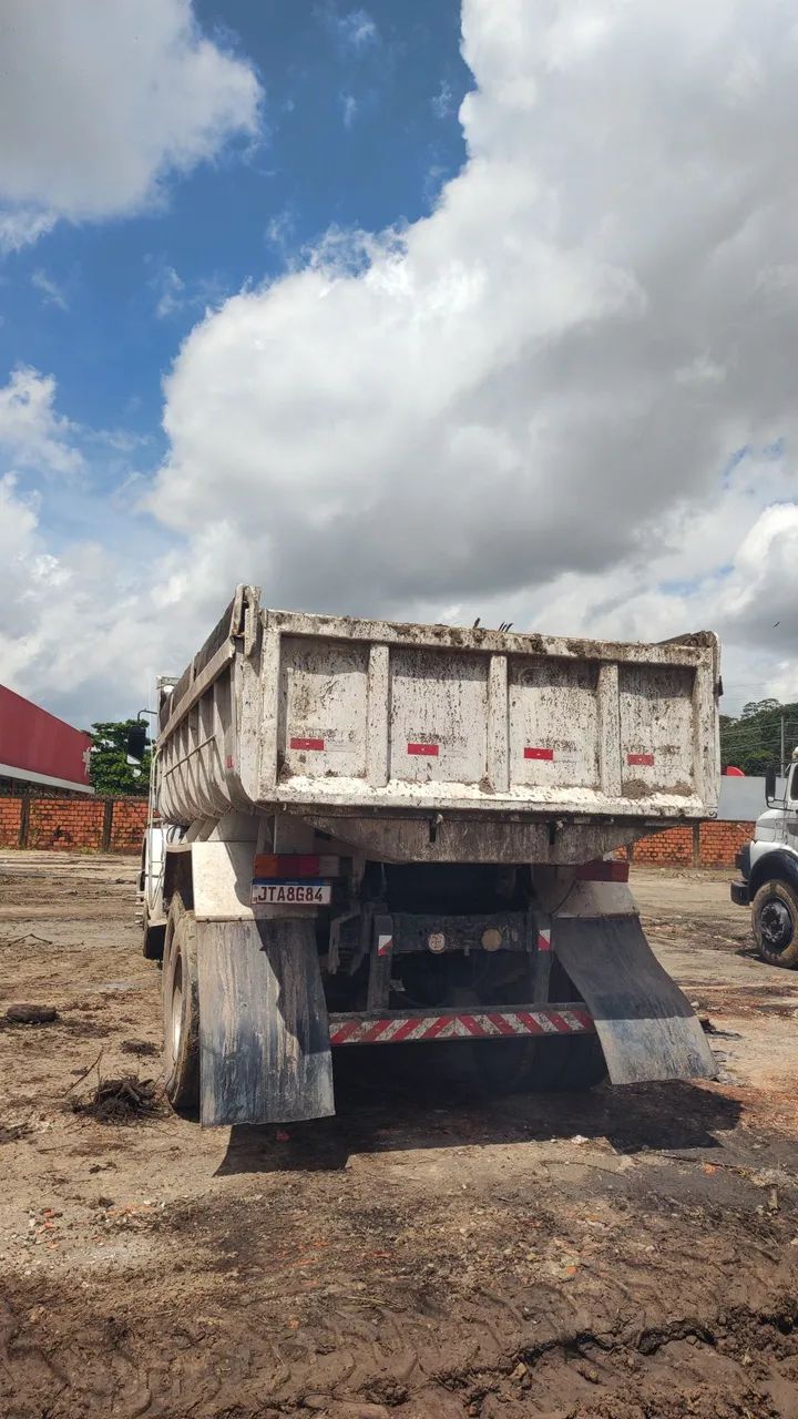 Vende se uma caçamba  - Foto 2