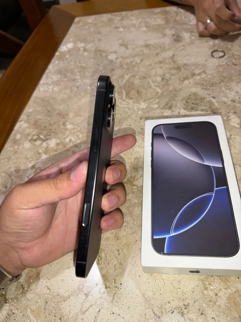 iPhone 16 pro Max ZERO - Foto 3