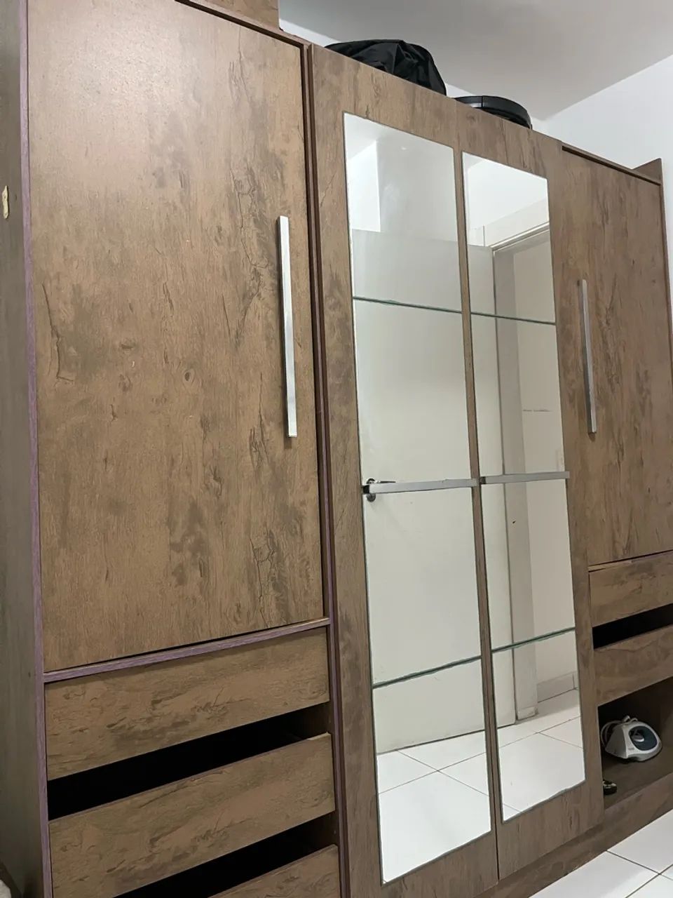 Guarda-roupa 