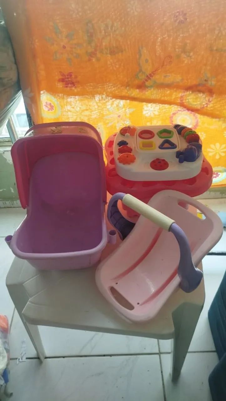 Lote de brinquedos