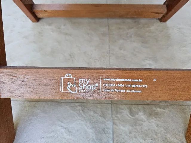 Jogo de mesa com 4 cadeiras - Foto 3