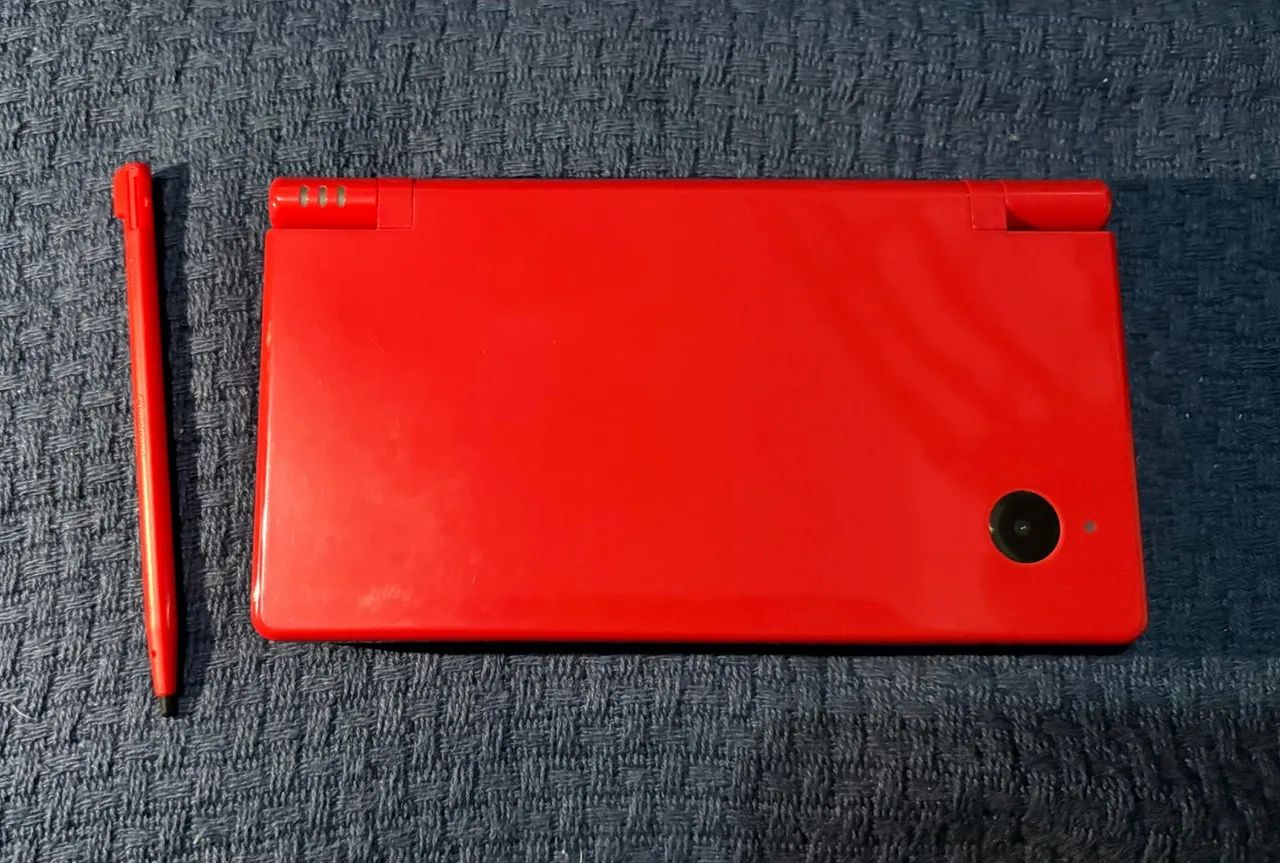 Nintendo DSI