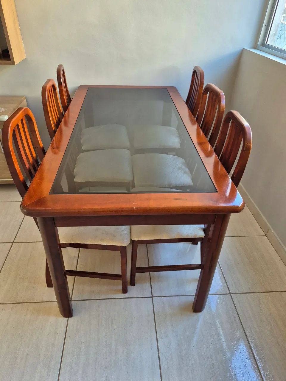 Mesa com 6 cadeiras Rudinik