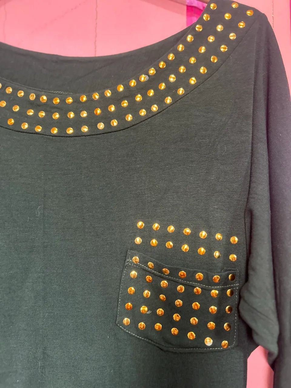 Camisa/blusa verde com brilhos dourados - Foto 3