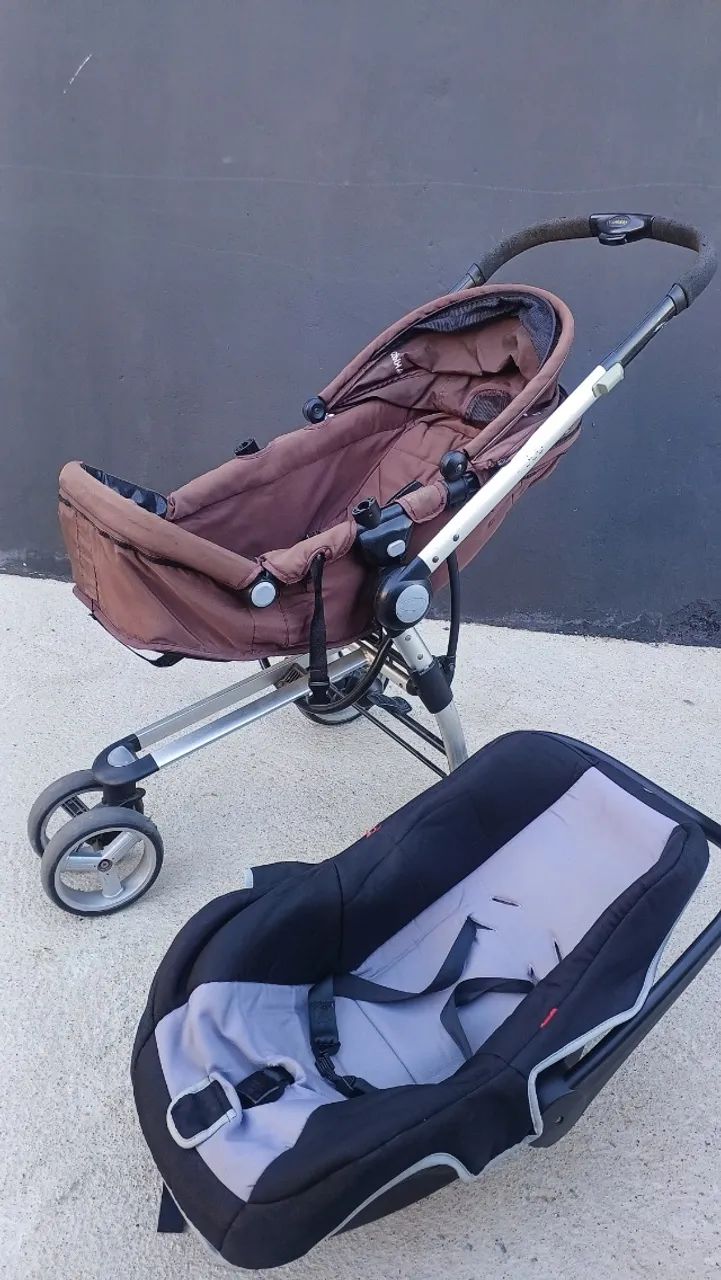 Carrinho de bebê + bebê conforto 