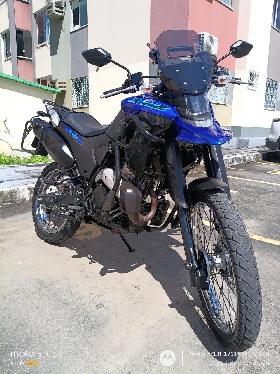 Vendo XTZ Lander semi nova 