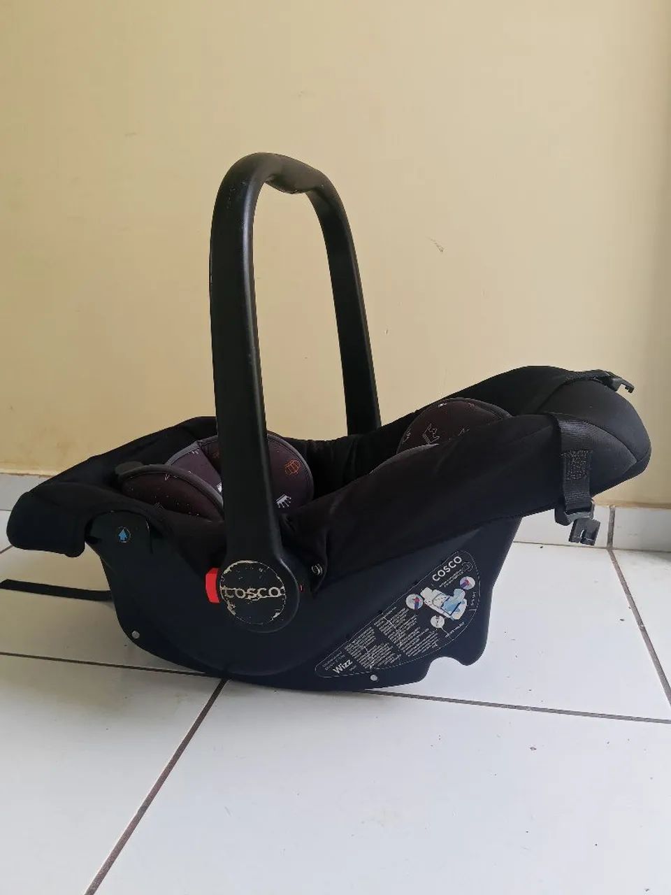 VENDO BEBÊ CONFORTO COM SUPORTE PARA CARRO - Foto 5
