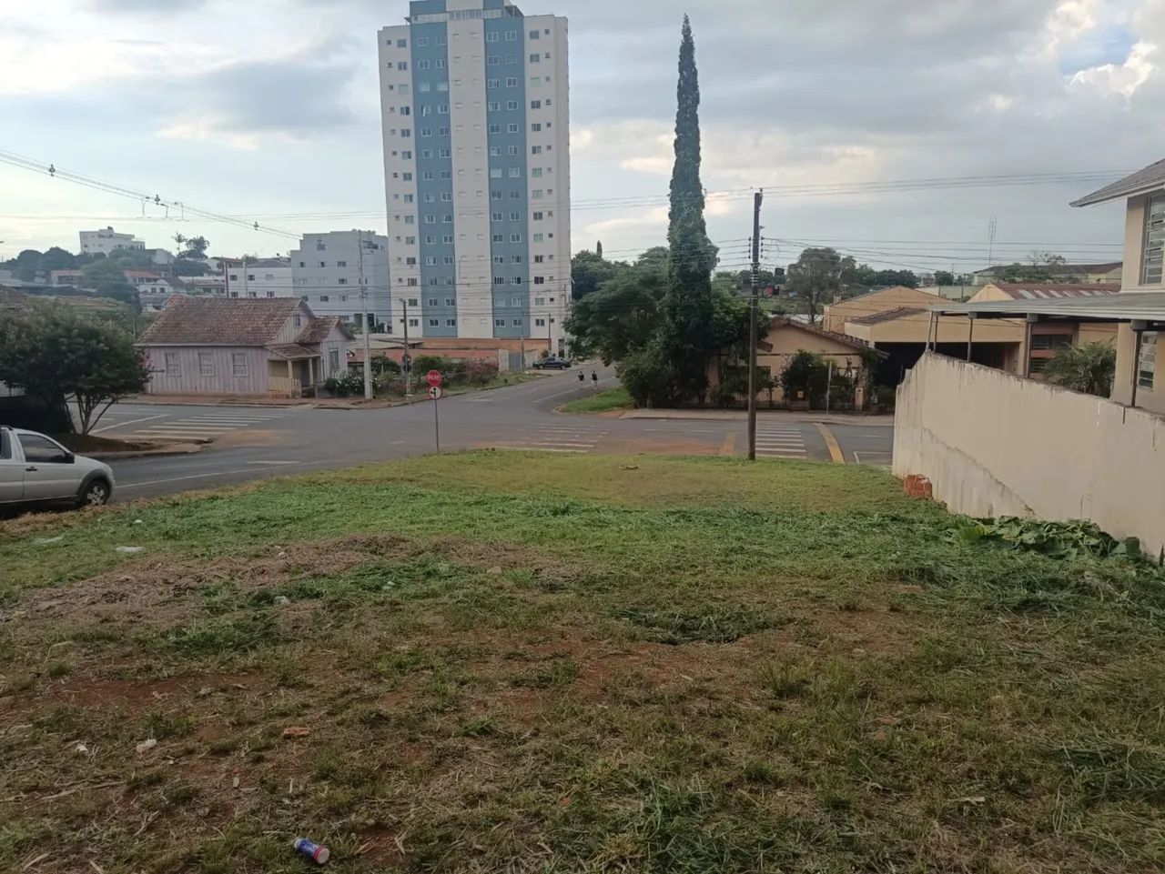 TERRENO À VENDA NO CENTRO DE PRUDENTÓPOLIS - Foto 3