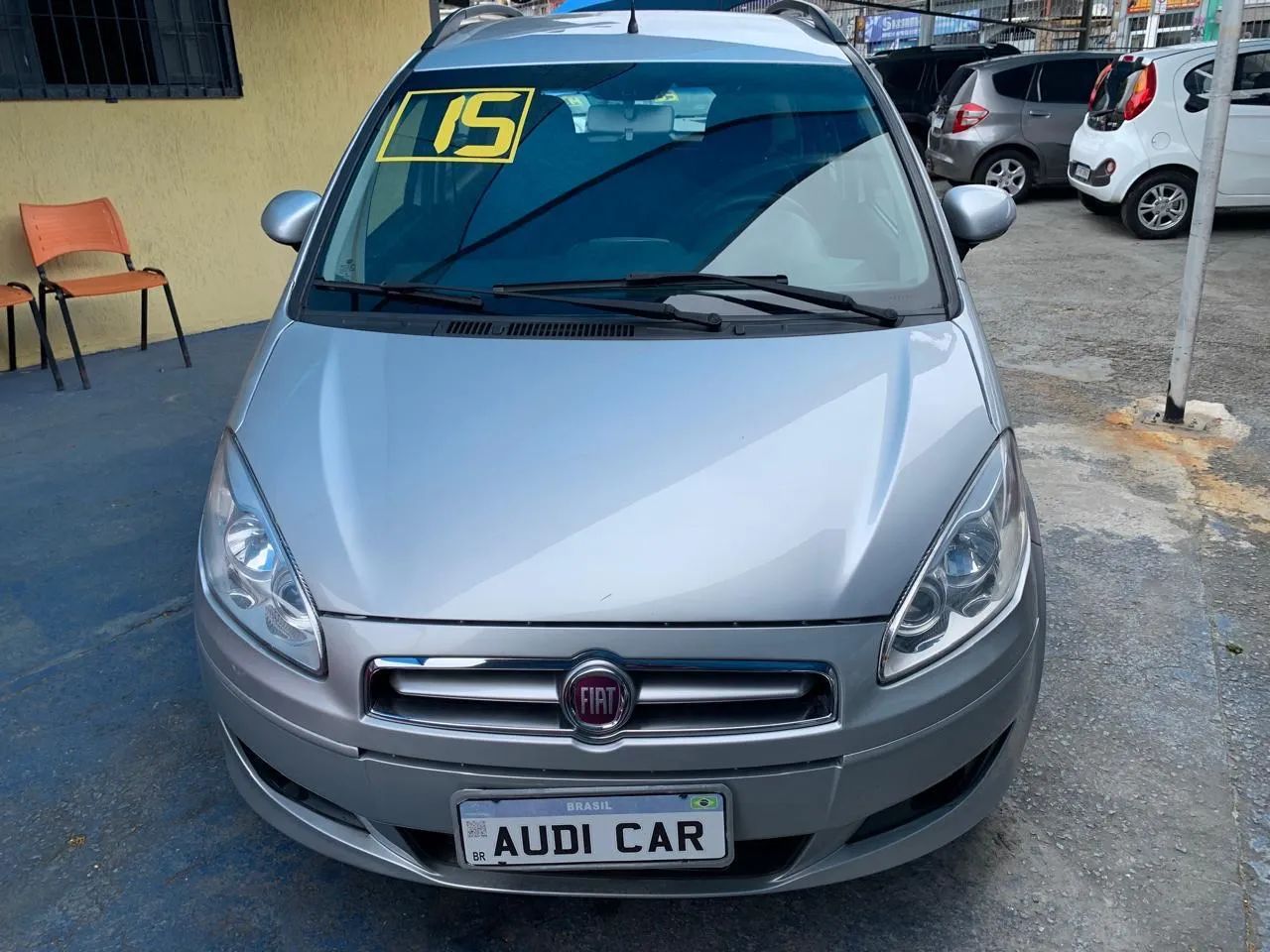 Fiat Idea Attractive 1.4 Fire Flex 8V 5P 2015 - Foto 2