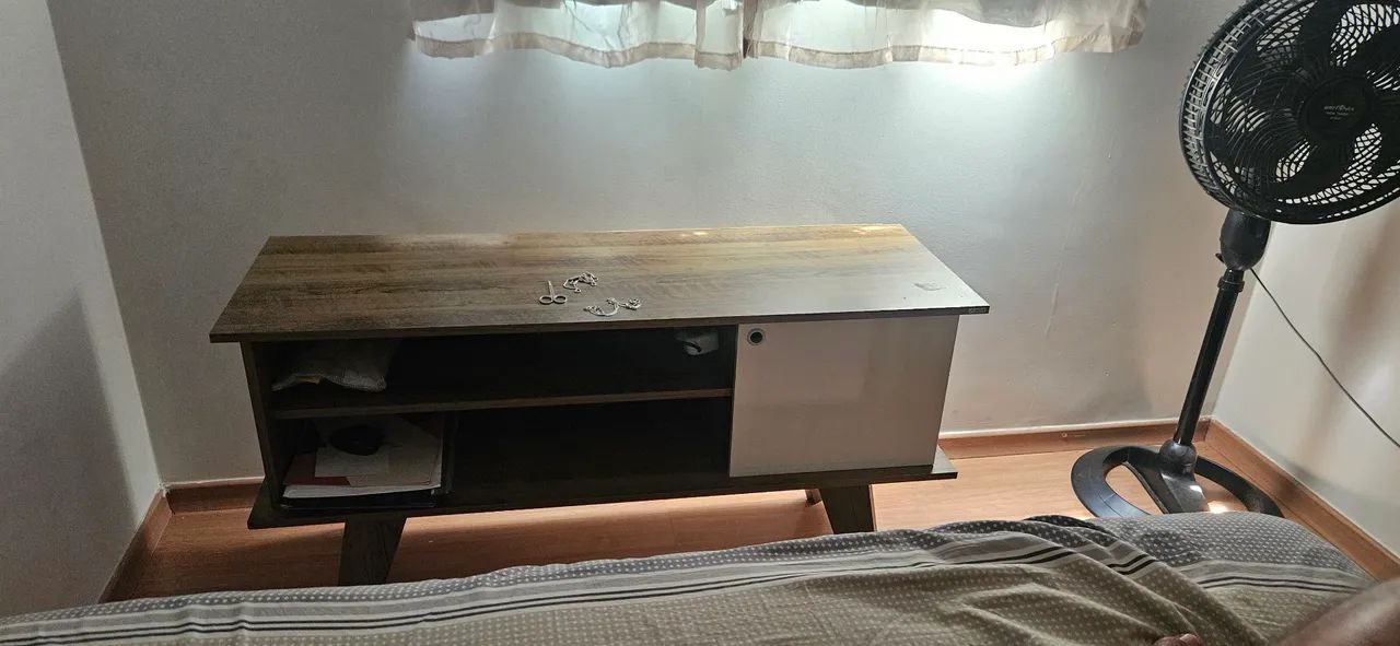 Rack Bancada Para Tv 60 Polegadas Cor madeira/ Branco