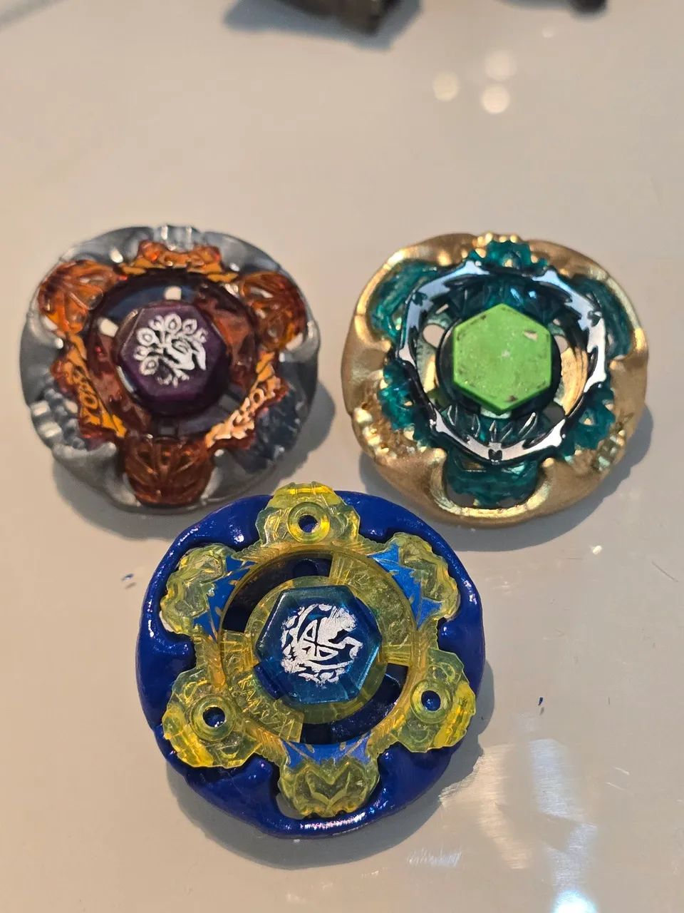 Beyblade kit gravity destroyer - customs - Foto 2