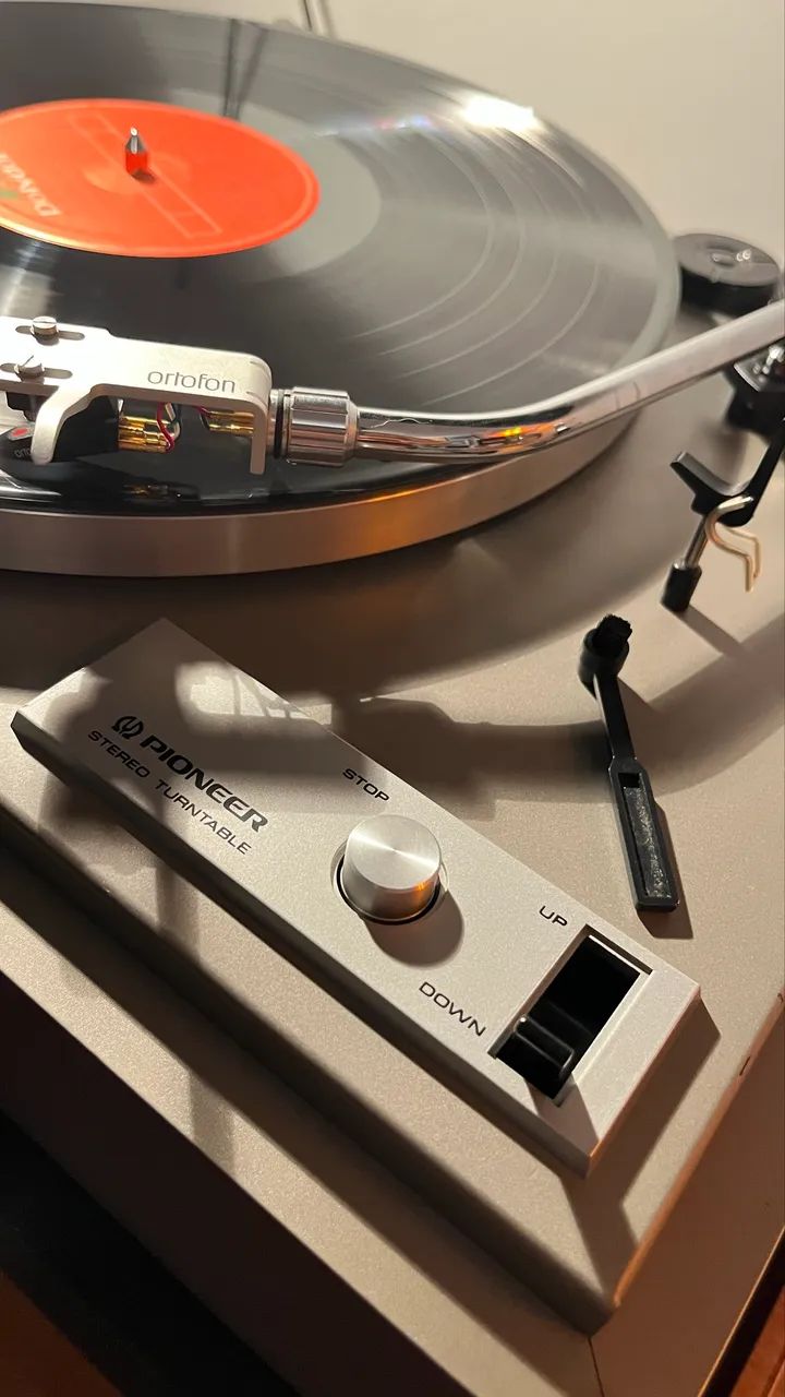 Toca disco Pioneer Rondo 2000