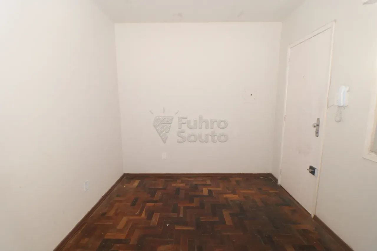 Apartamento Com Dois Dormitórios Próximo ao Estádio Bento Freitas! - Foto 2