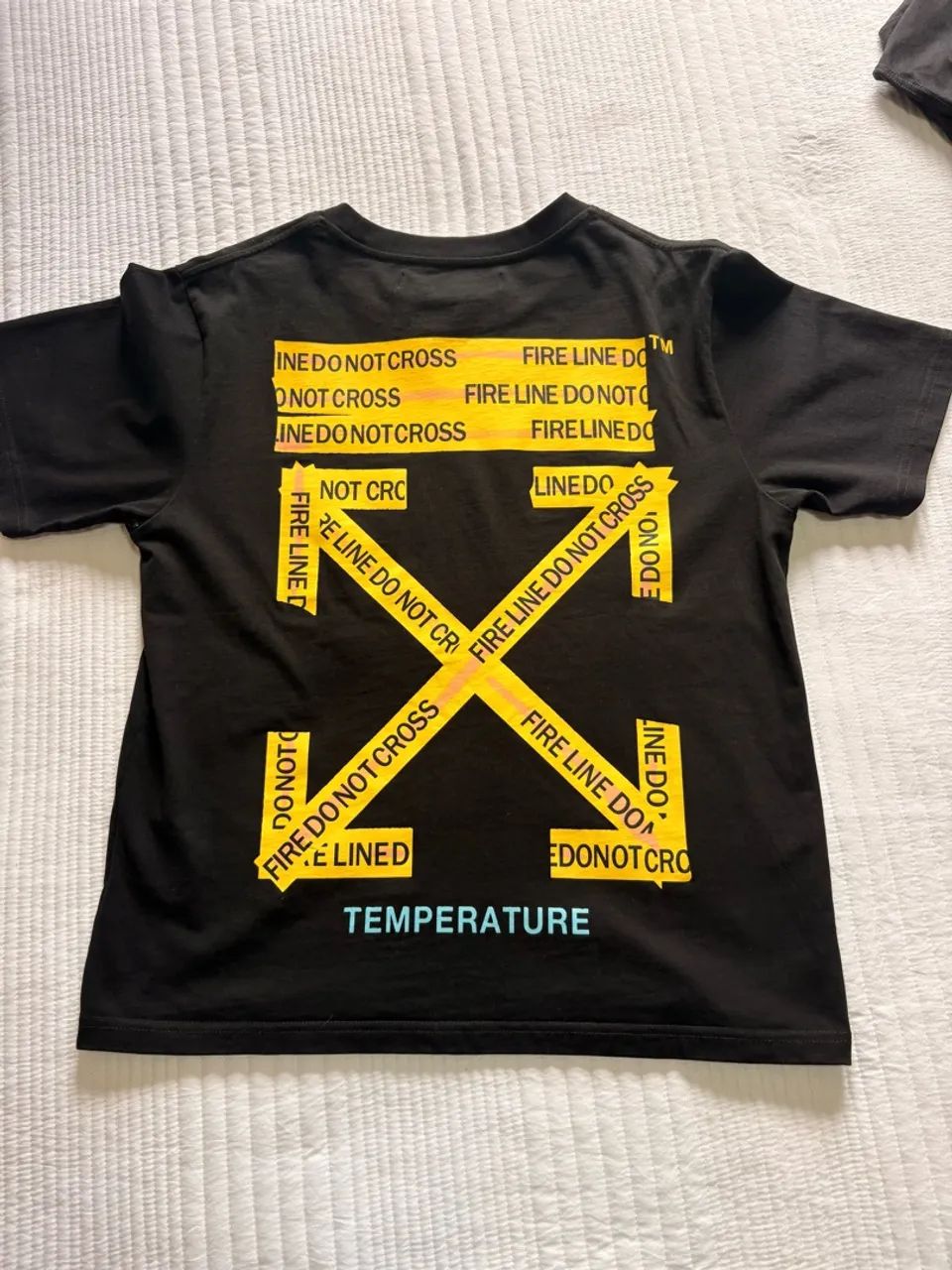 CAMISETA OFF-WHITE SEMI NOVA P