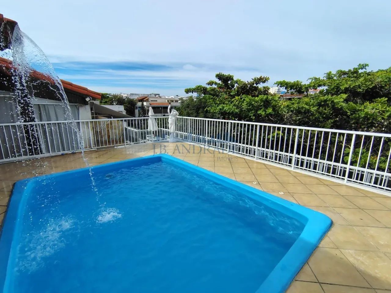 Cobertura linear com 254m² , piscina, sauna, área gourmet em excelente localização 1